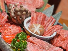 -炼火烤肉店
