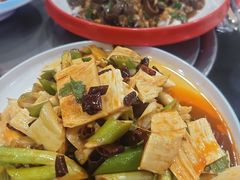 -瑞杰烧烤店·24小时营业(山东路店)