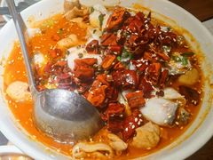 酸菜肥肠鱼-弄堂里·寻味杭州(湖滨银泰in77C区店)