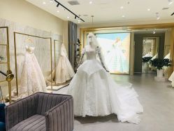 -南京宝娜嫁衣婚纱礼服馆(中央路店)