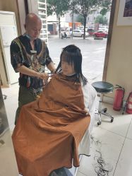 -卡尔诗·科技美肤连锁