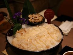 加拿大象拔蚌-協成海鮮火鍋(老店)