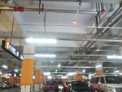 -浦江万达停车场