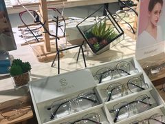 -Trend1881视光·蔡司视觉(领展广场店)