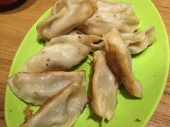 -锅贴王小吃(南大街店)