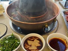 -月圆火锅(宁海东路二店)