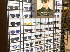 -回瑞眼镜·蔡司·依视路官方授权店(广益路万达店)