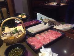 -左庭右院鲜牛肉火锅(新梅广场店)