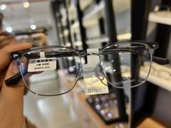 -瑞司视光眼镜·蔡司战略合作眼镜店(新街口店)