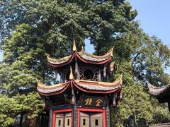 -峨眉山报国寺