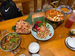 -老滇山寨•云南特色菜•地方菜•民族风情歌舞表演(金碧店)