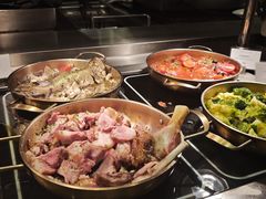 -圣丰索菲特·2 On 988 Café 自助餐厅