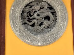 -龙华寺