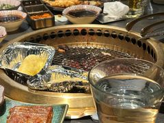 -铭牛烧肉·和牛海鲜自助(高新月牙湖店)