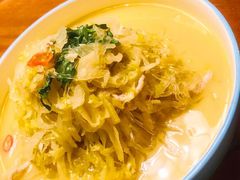 东北酸菜炒粉-老江南春·中国龙菜(衡山路店)