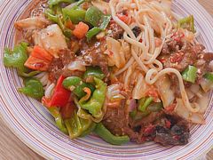 -歹歹的加个面过油肉拌面