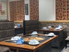 -东北农家院·铁锅炖(莘庄店)