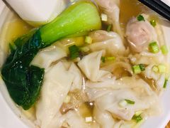 原汤龙抄手-蓉李记成都名小吃(太原龙湖万达店)