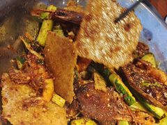 -嘎嘎鸭下巴·爆辣干锅(明教寺店)