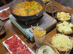 -黔有有贵州酸汤夺夺粉火锅(五味十字店)