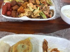 -食里香自助快餐(香槟小镇店)