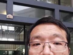 -农工商超市(金沙江路店)