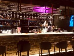-Bo Lounge & BOA Club
