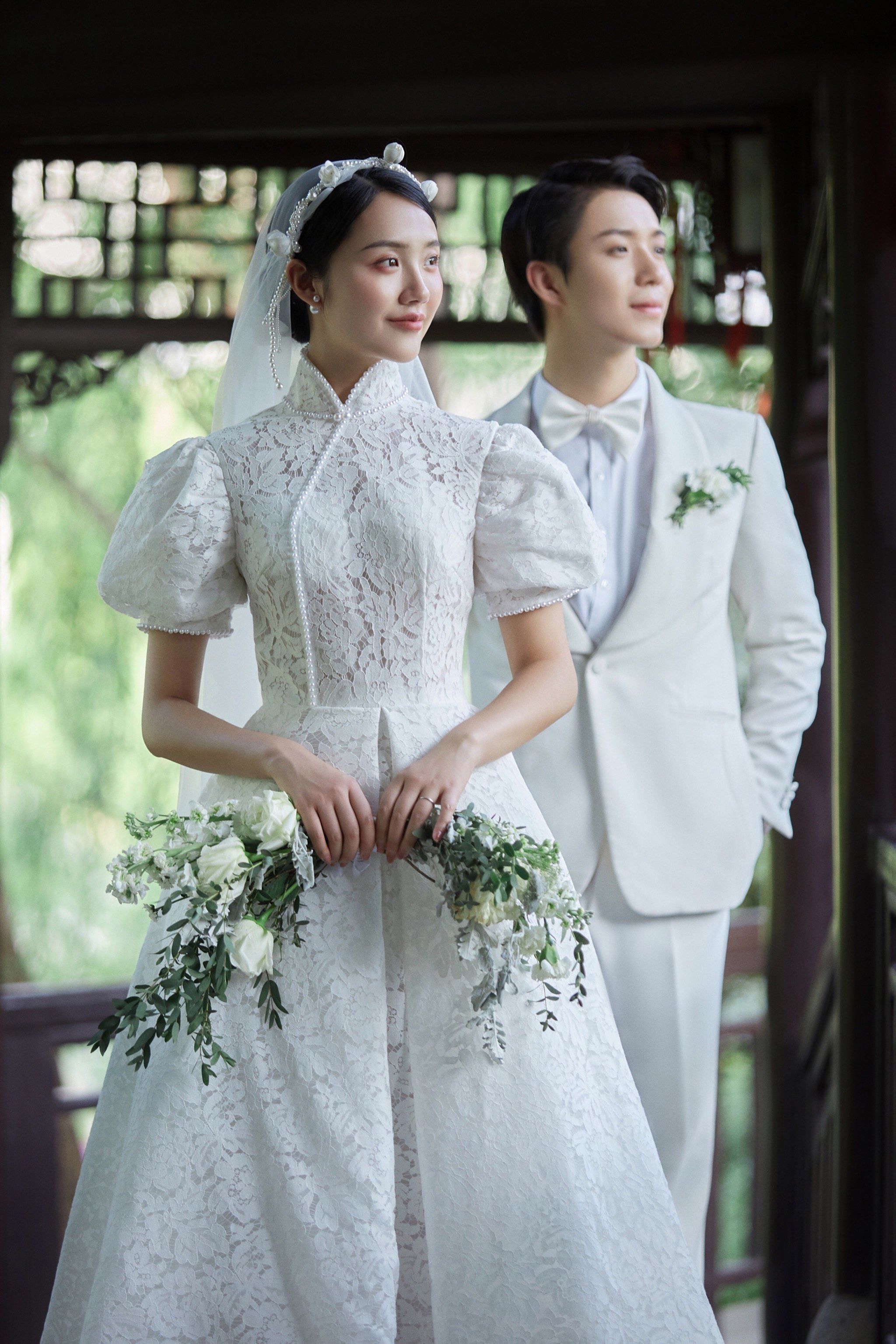 n#外景婚纱照推荐 #婚纱照#武汉婚纱照#新中式婚纱照#婚纱照风格推荐