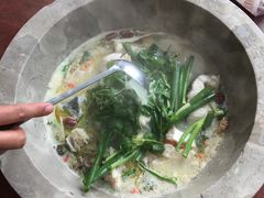 -姚记抚仙湖野生菌石锅鱼庄
