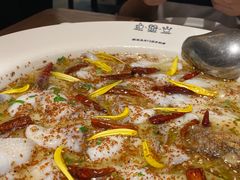 -渔语鱼新川菜Bistro(万象天地店)