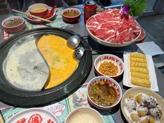 -生活如沸·顺德水牛奶火锅(大学路店)