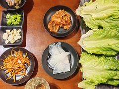 -肉甲韩国木炭烤肉(新壹街1店)