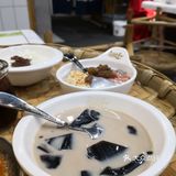 卤校长12道甜品畅吃无限续，一家卖火锅的甜品店？