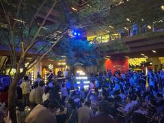 -瑞虹新天地月亮湾