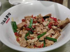 -洞庭土菜馆(易发广场店)