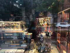 -新华书店(永安路店)
