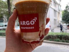 覆盆子拿铁-Joymean coffee.见面咖啡