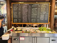 -湘力力小院·鱼汤泡饭(枫林路店)