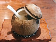 原只椰子炖乌鸡-黄但记老店·陈村粉食府