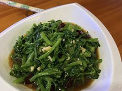 -俺家菜馆(百里峡店)