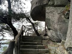 -罗田薄刀峰风景区