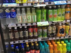 -全家便利店(宜山路站店)