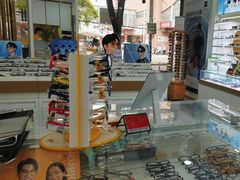 -独秀眼镜(潜阳路一中店)