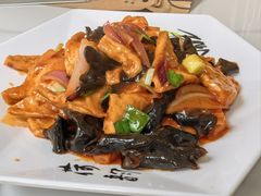 -何适山庄 ·可团建(水长城P2停车场店)