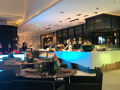 -松咖啡自助餐厅·松北香格里拉