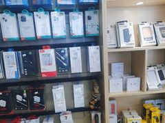 -修卜凡二手严选店·手机维修·回收租赁(川沙地铁站店)
