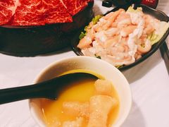 -鲜入围煮花胶鸡海鲜火锅