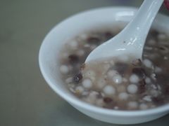 -芳婆糕团店(王府大街店)