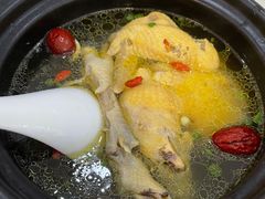 农家草鸡汤-七的湖·晚芳亭·阳澄湖农家菜·大闸蟹(莲花岛店)