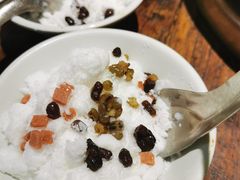 碎花冰粉-四小区火锅·巷子里的重庆火锅(花照壁店)